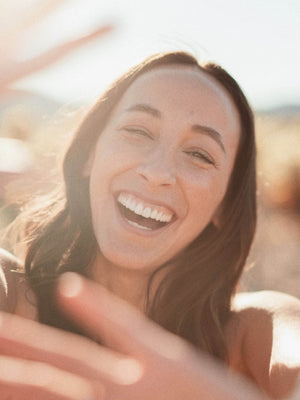 Dr. Brittney Ellers, host of The Pelvic Pulse podcast features our founder Lauren Fleming in her episode "From Postpartum Prolapse to Power with Hem Support Wear's Lauren Fleming"